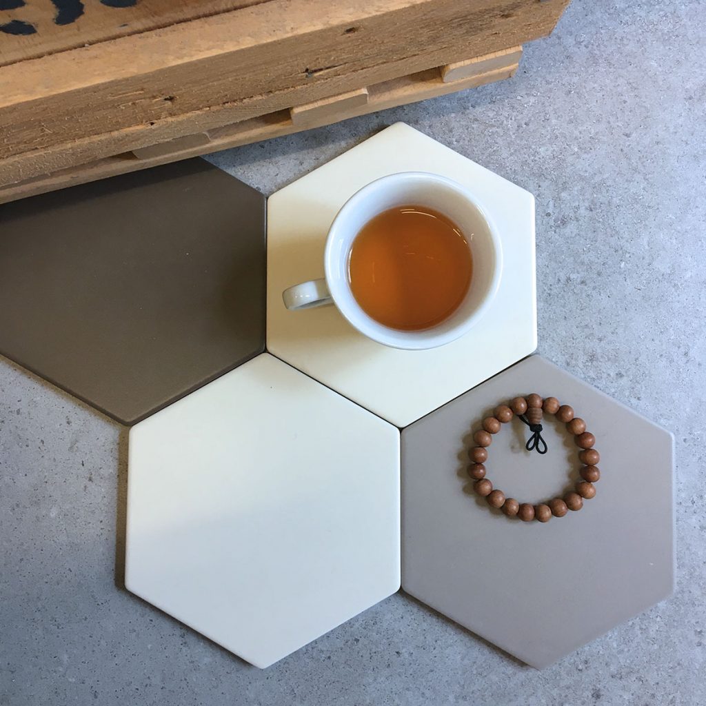 obklady dlažba matné retro hexagon šestiúhelník barevné jednobarevné dekory vzory